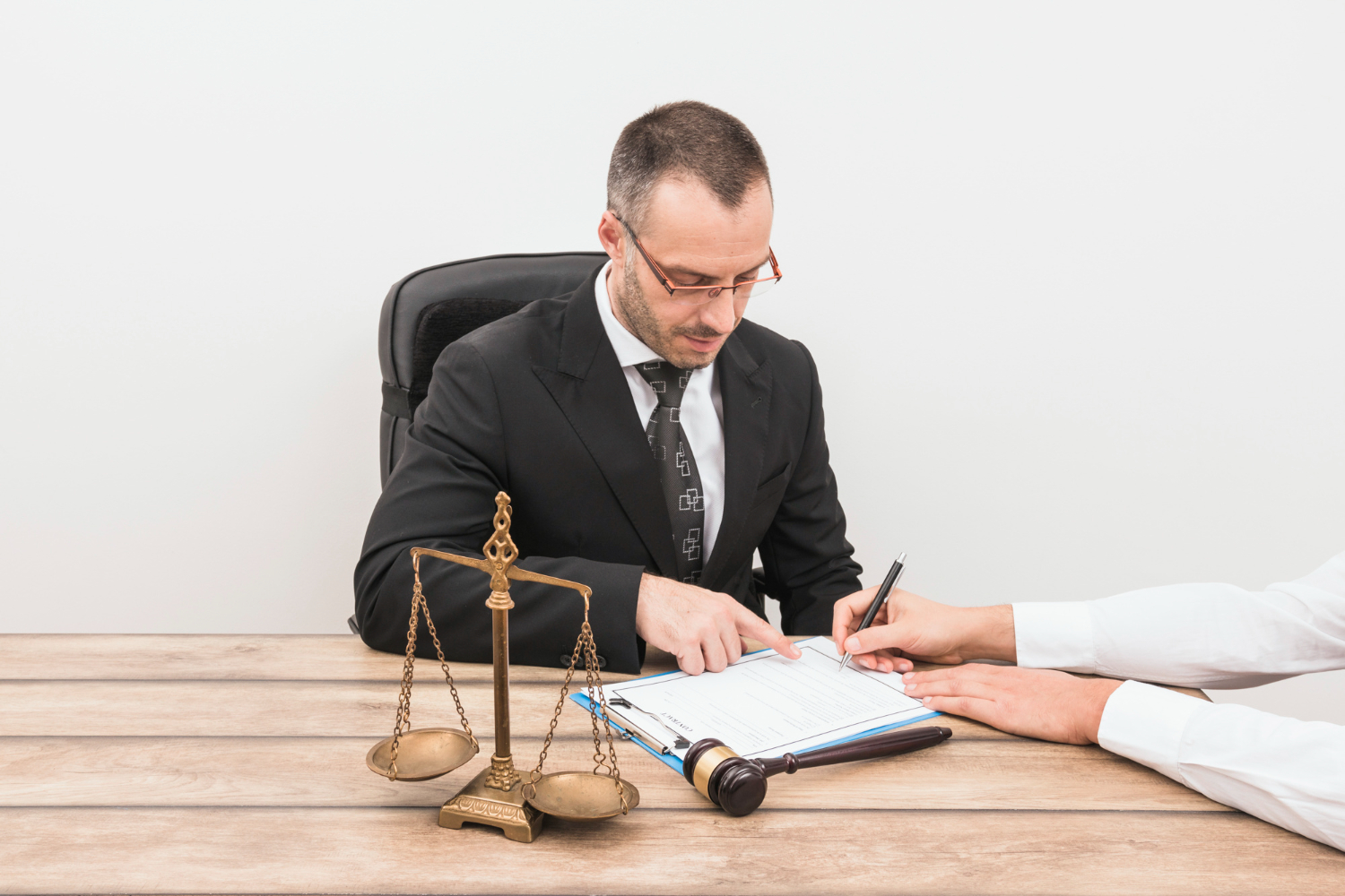 How to Choose the Best Personal Injury Lawyer Near You